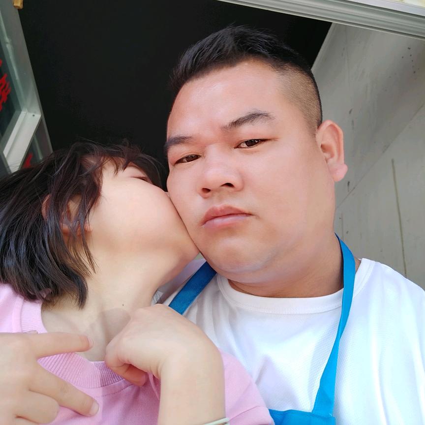 十四米大道汀洲小吃