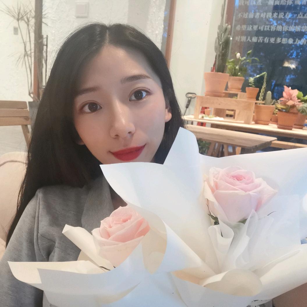 不万能的小张