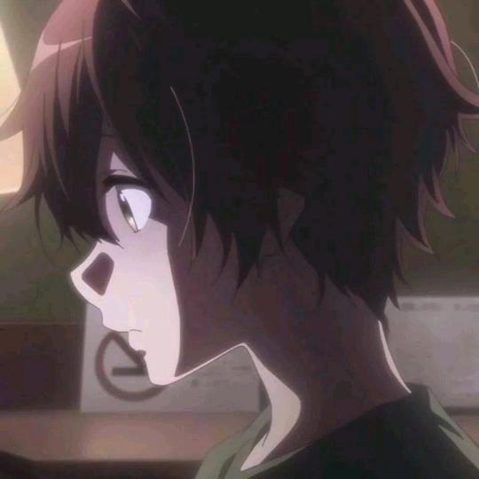 默默的看着视频头像