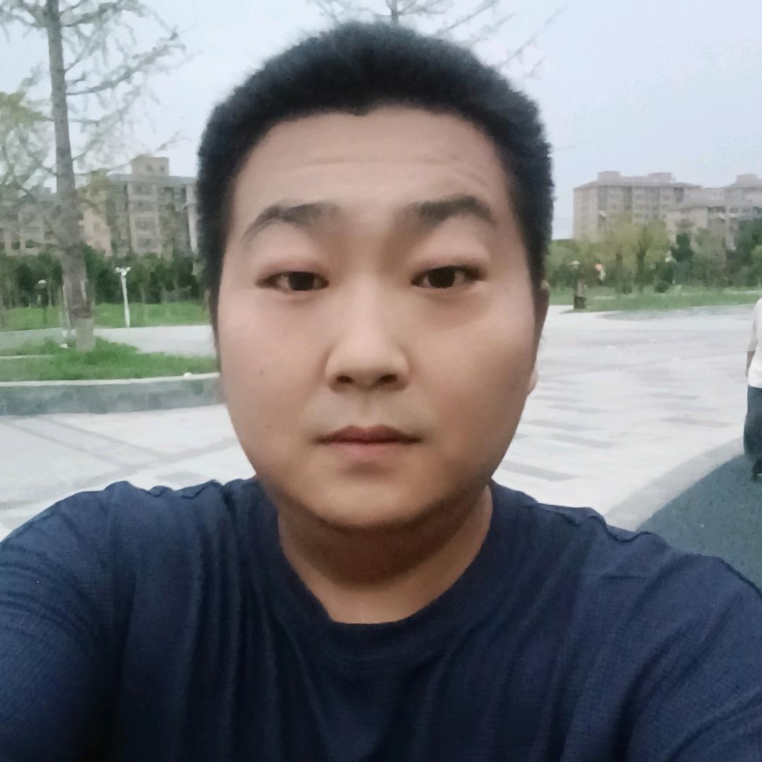 赢哥在跑步