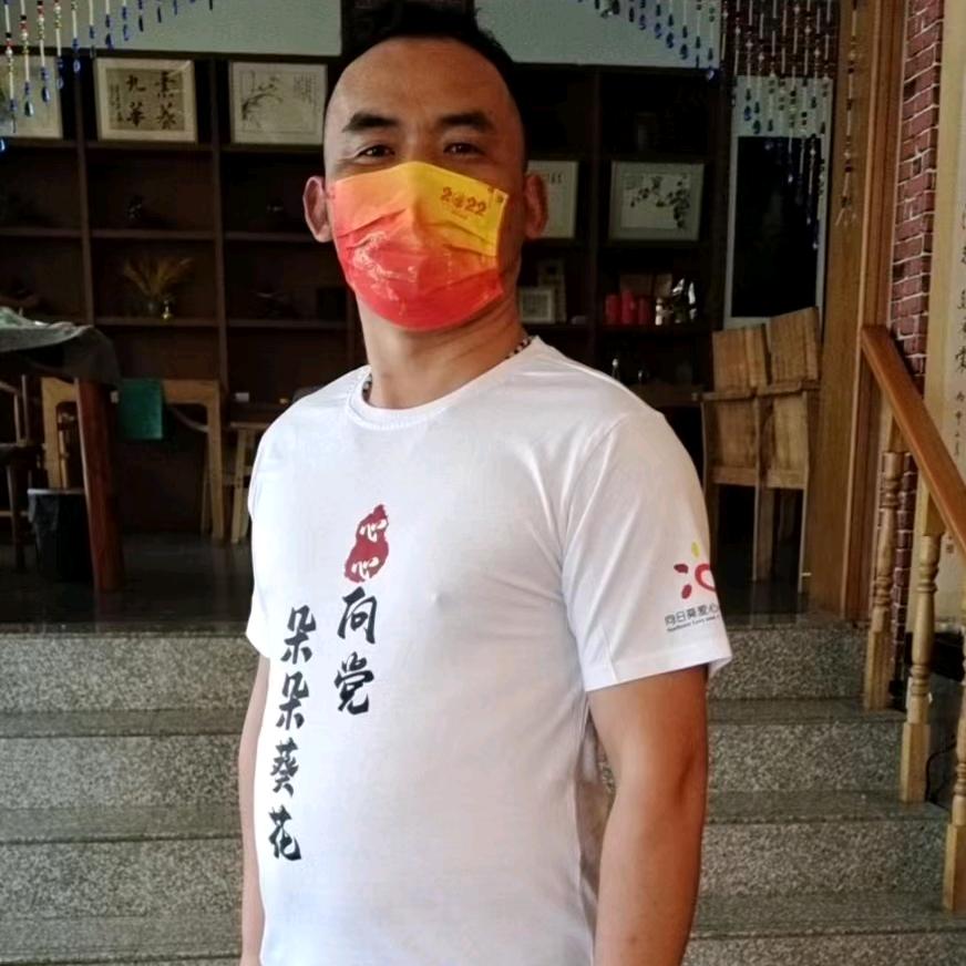 40岁的小钱