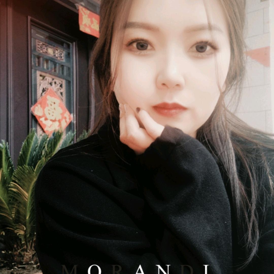 冯塘安与沫时尚男女潮鞋