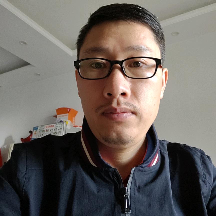 帅小伙...