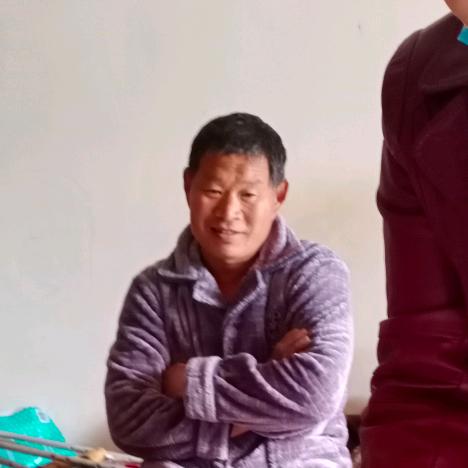 李