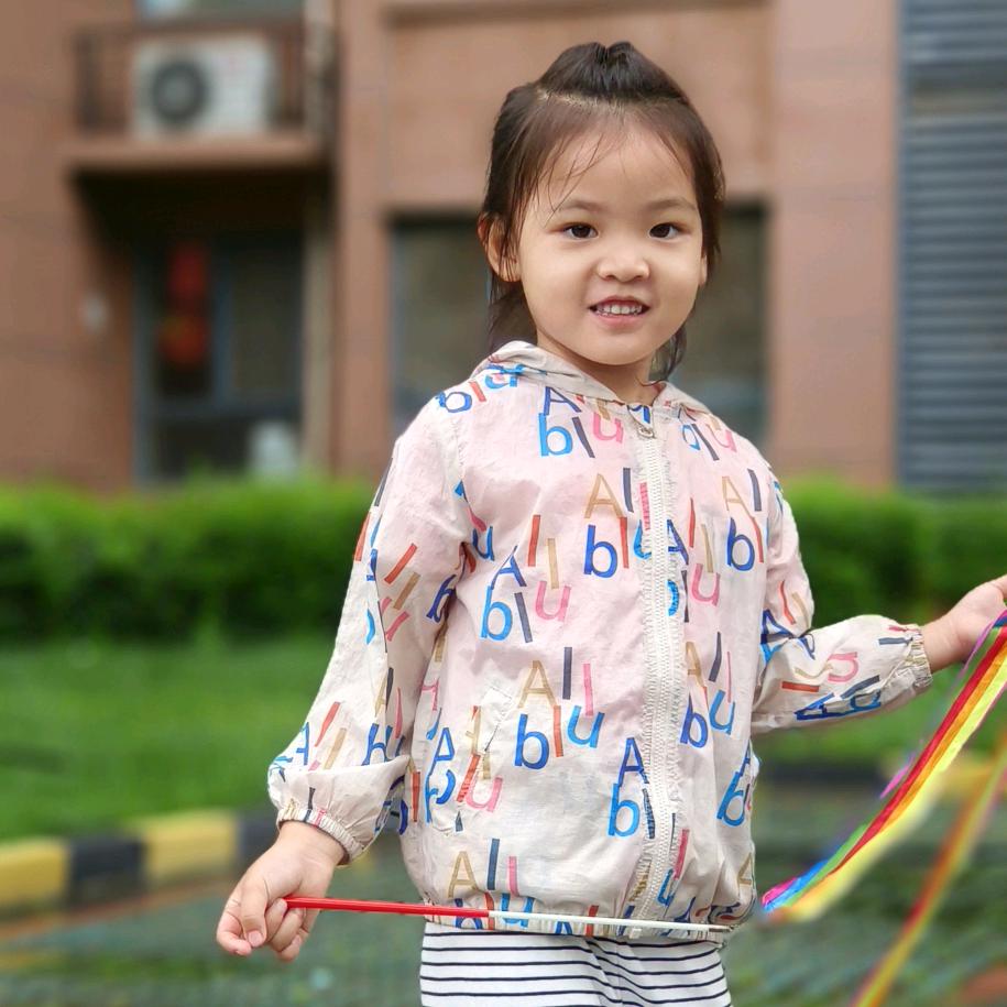 木香花湿雨沉沉