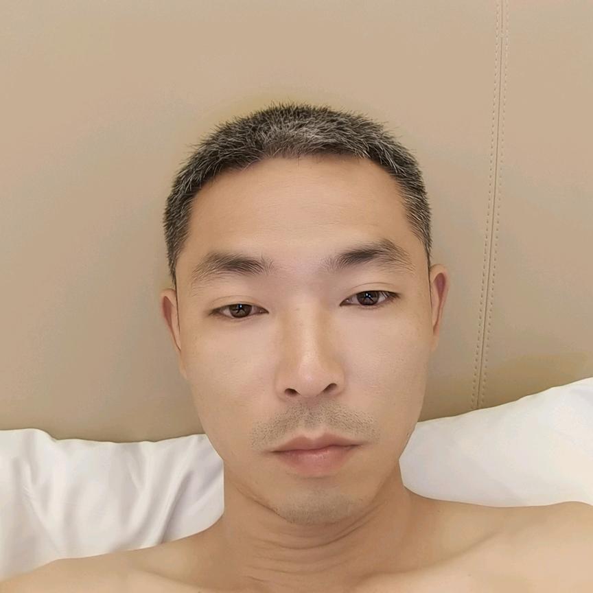 @刘