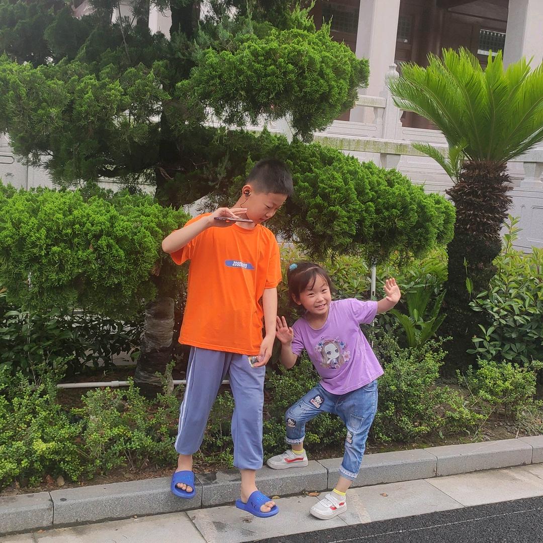 何日秋风被刮跑