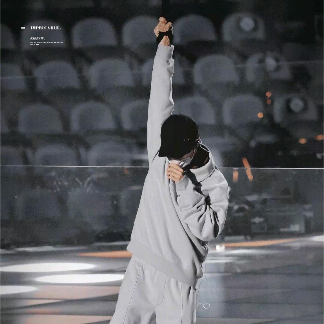 东边那个美人💙