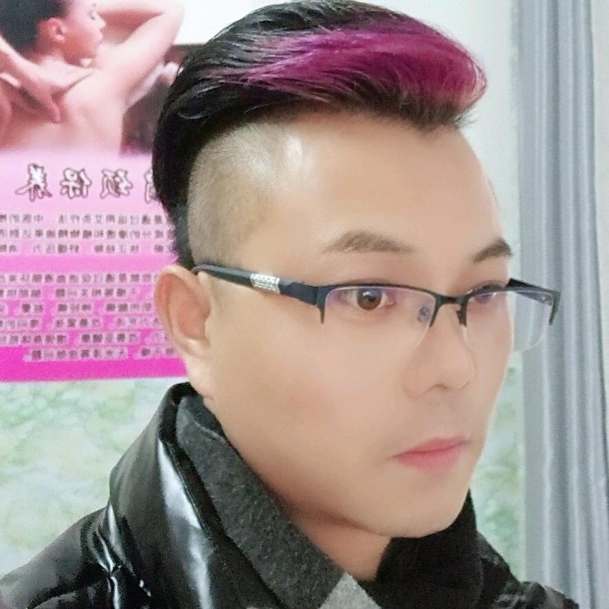 《遇见你》专业设计造型王托尼