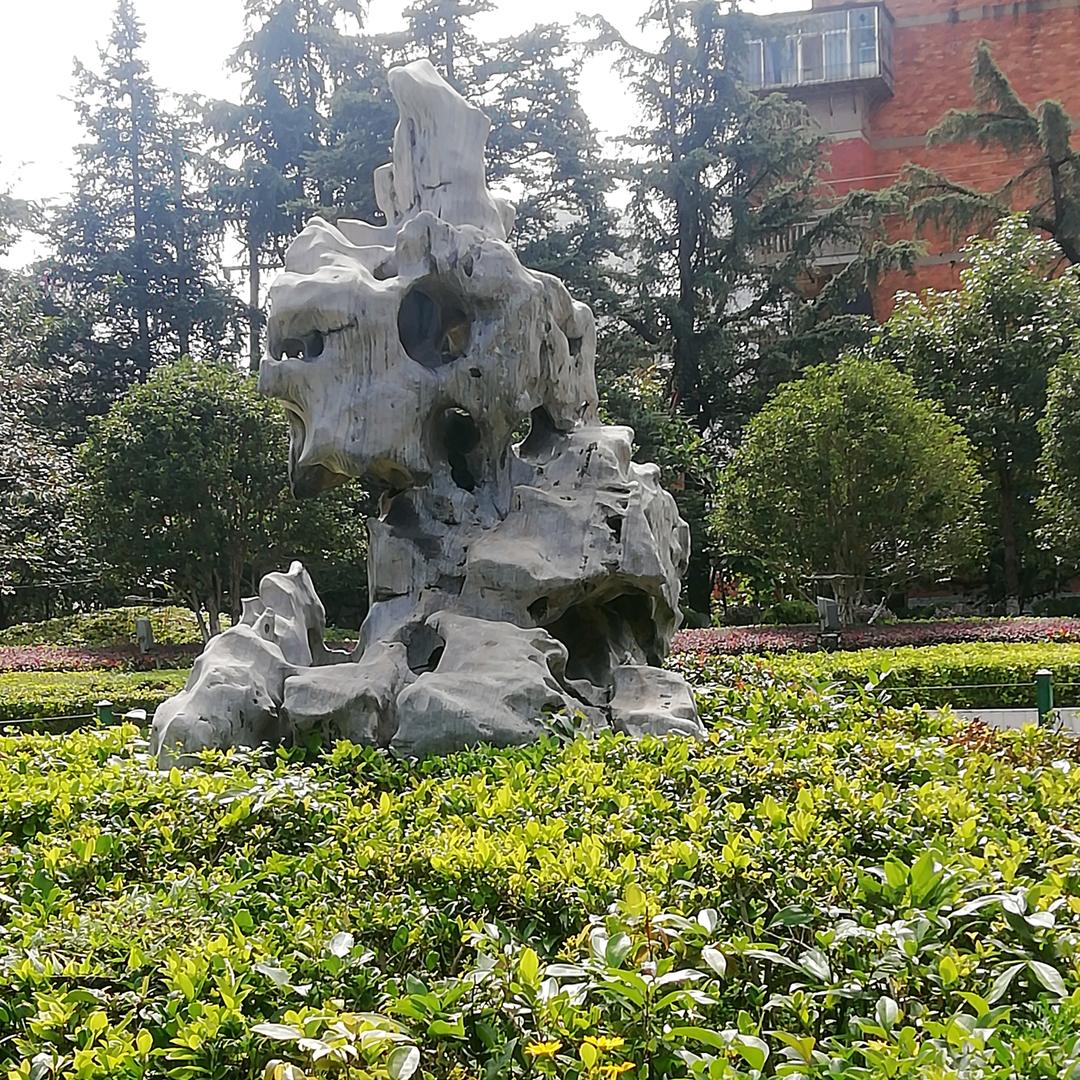 老米…瓦巴亩光嘎尺尺丶