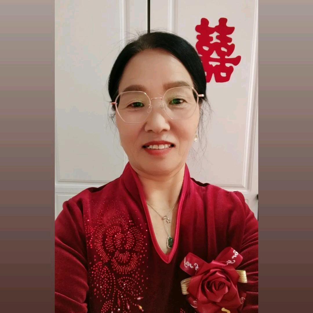 不老奶奶晚上9点50开播。