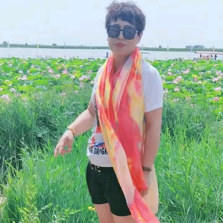 李萦