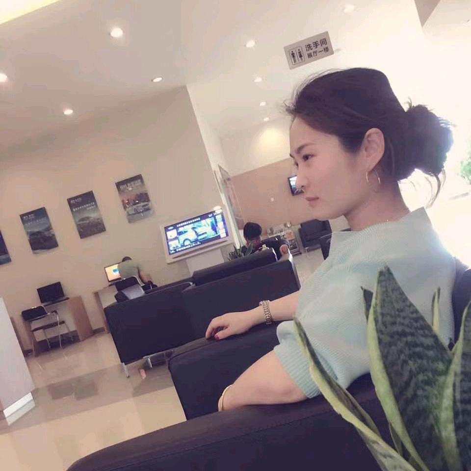 浩欣诚荣服饰