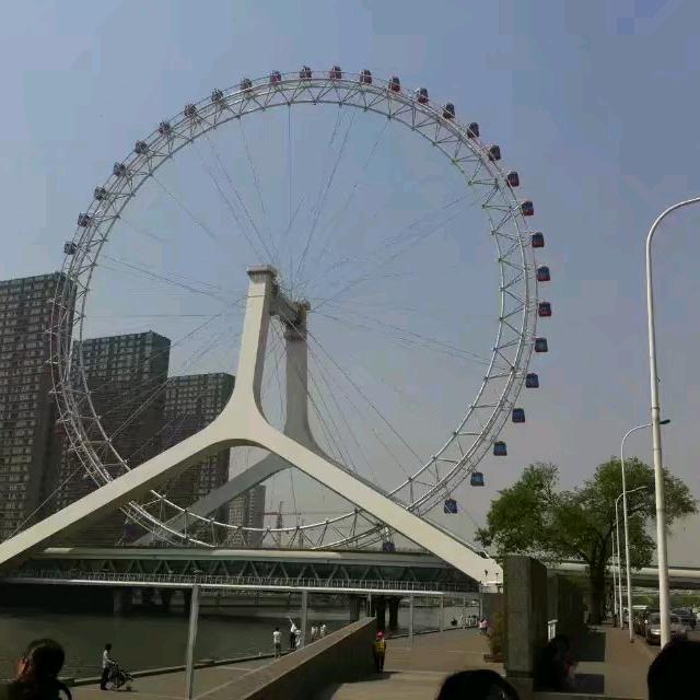 汤吉利