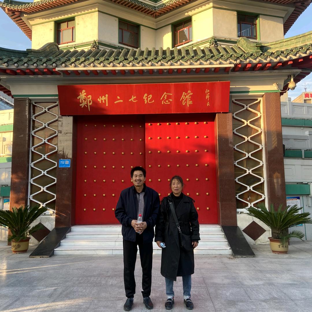 九个孩子的一家