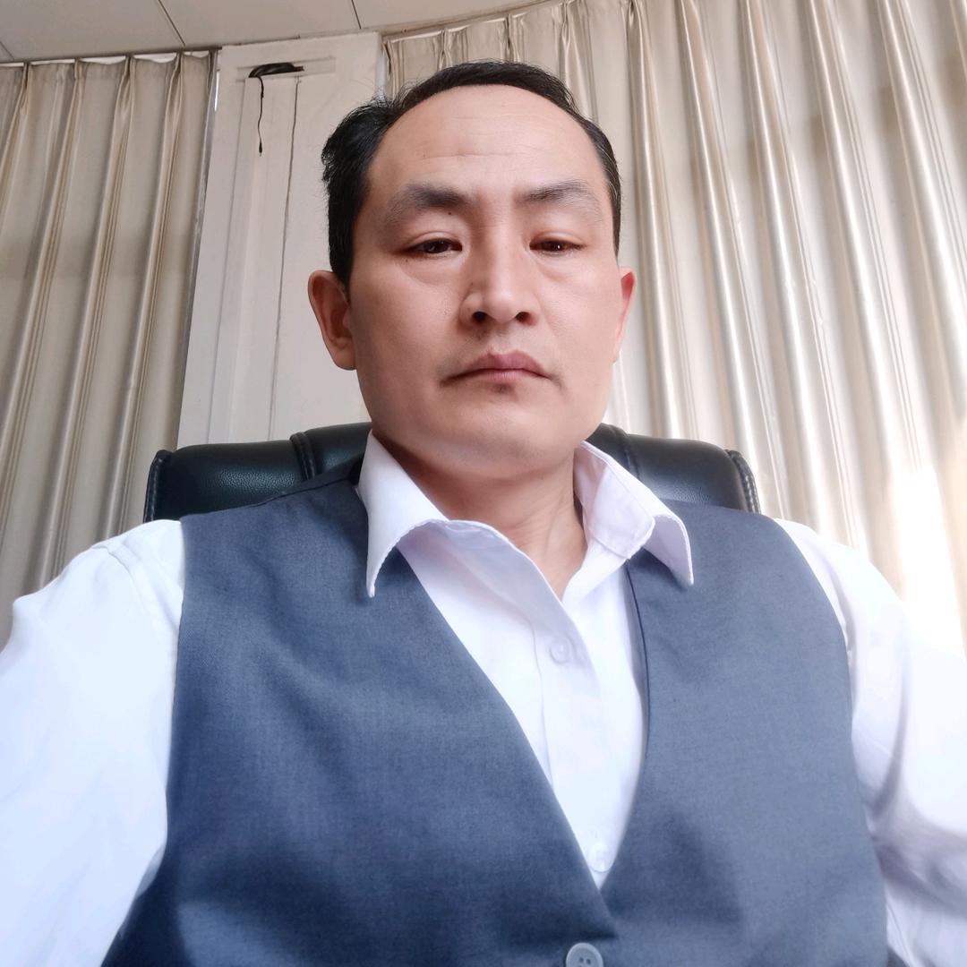 红传供应链总经理