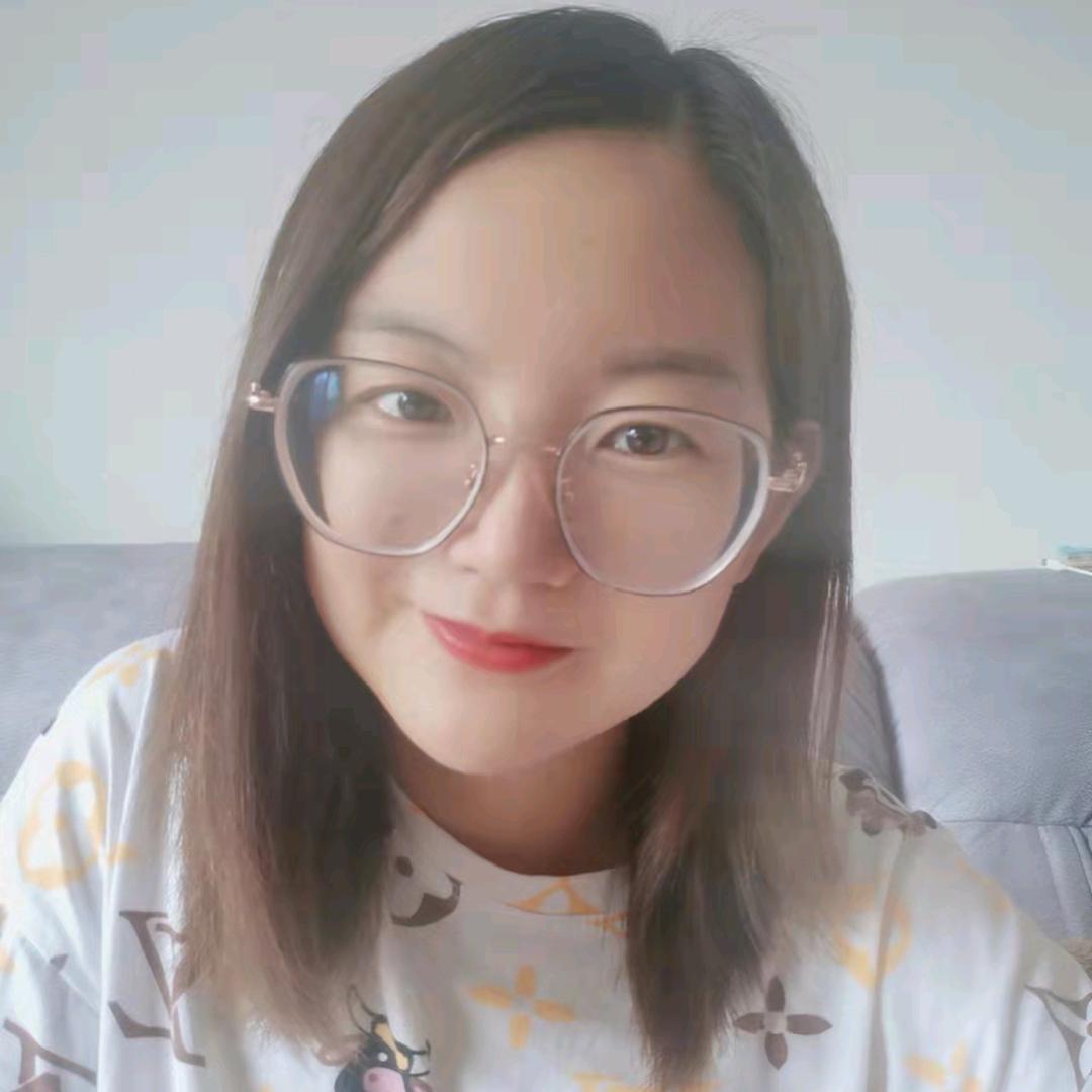 王小萍在工厂