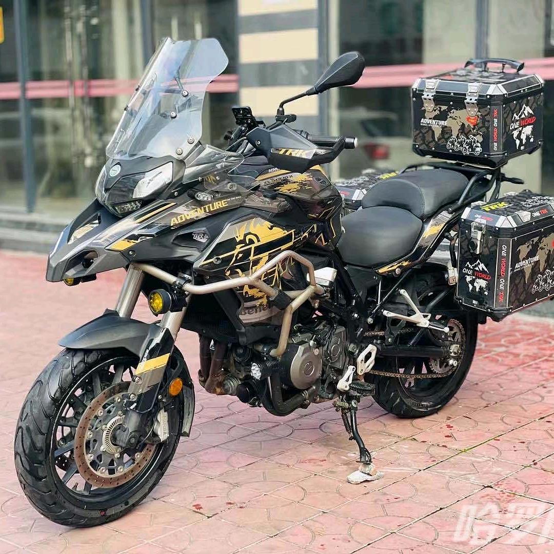 艺彩居