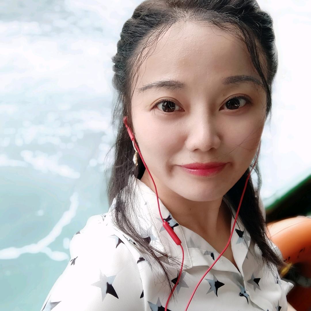 种花家的筱兔子🐰