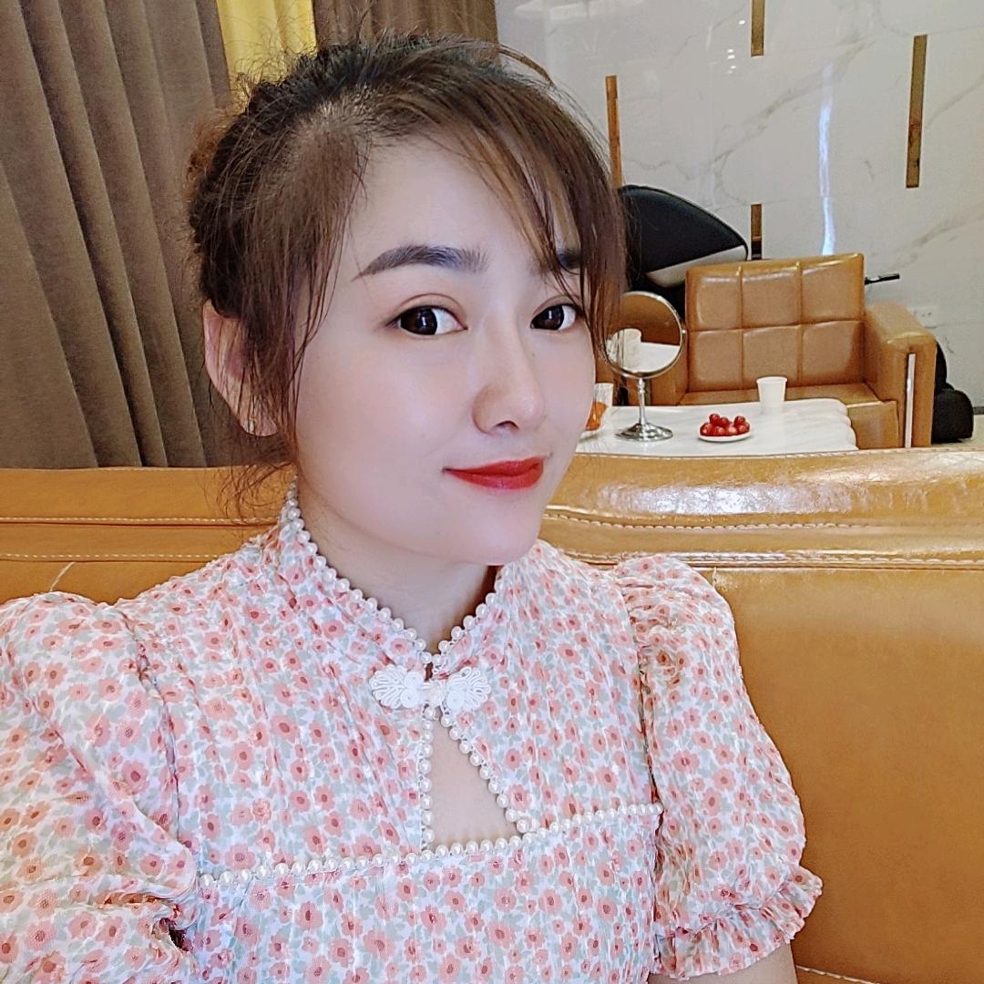 东海做护肤的小倩