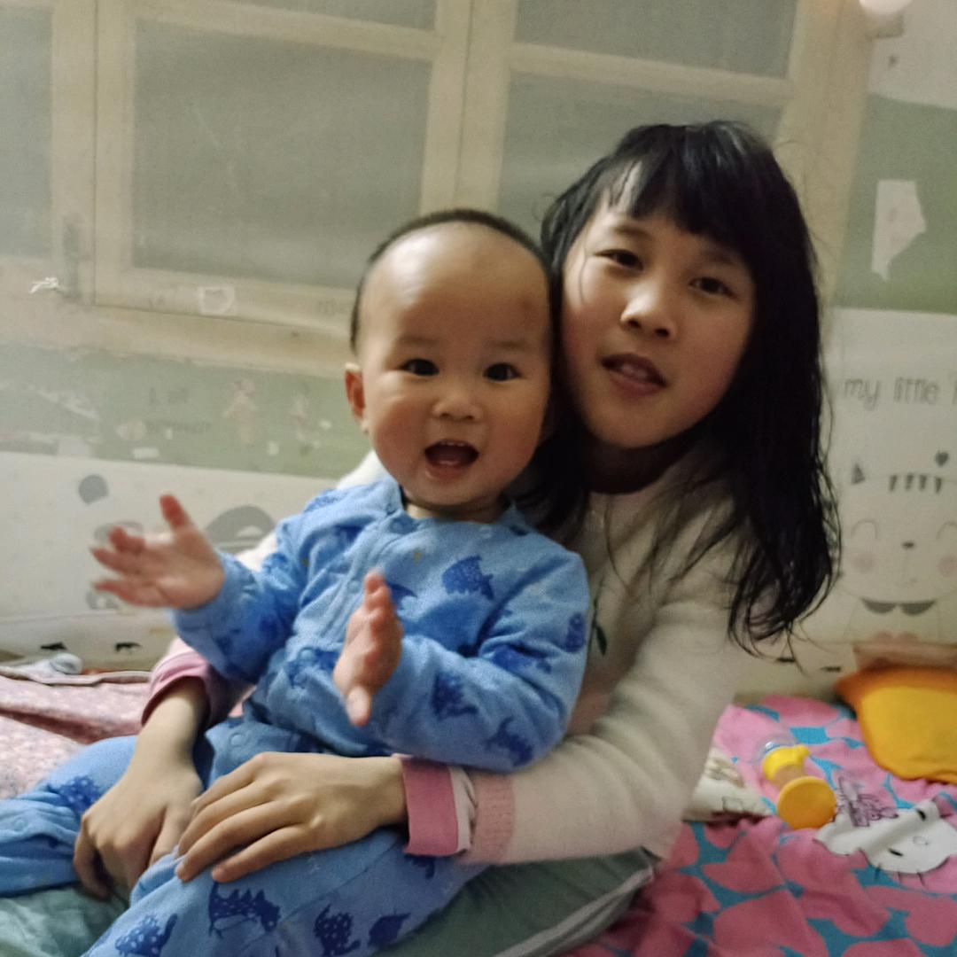 露露俊俊