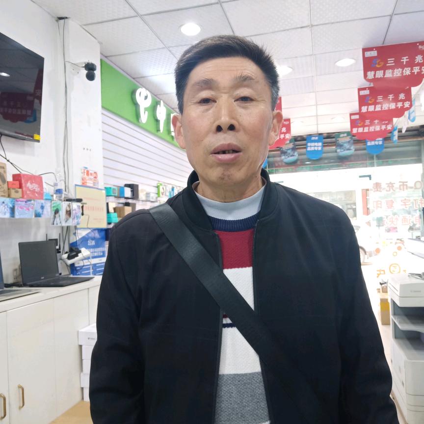 张师收购大小猪的