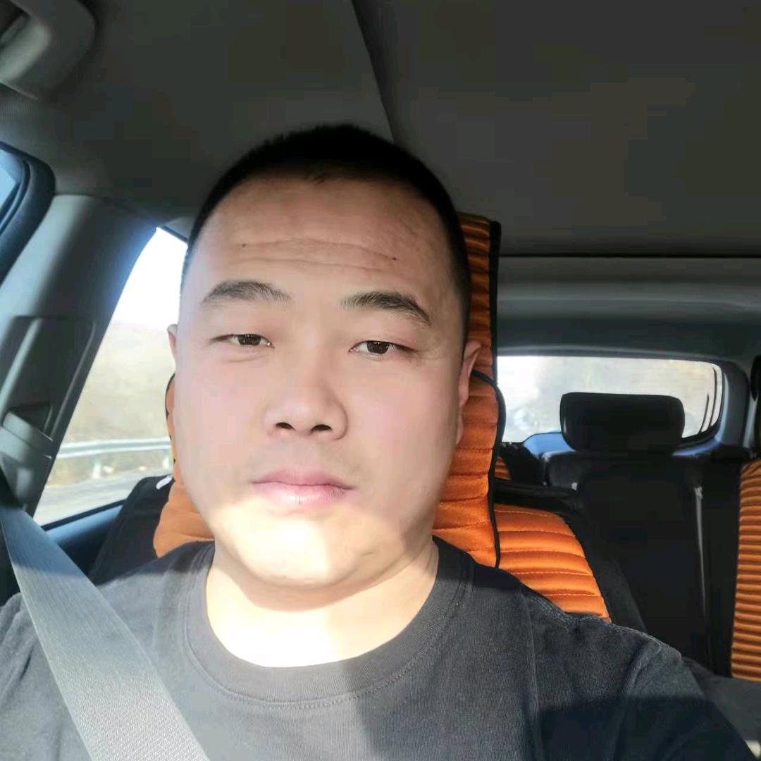 小 任