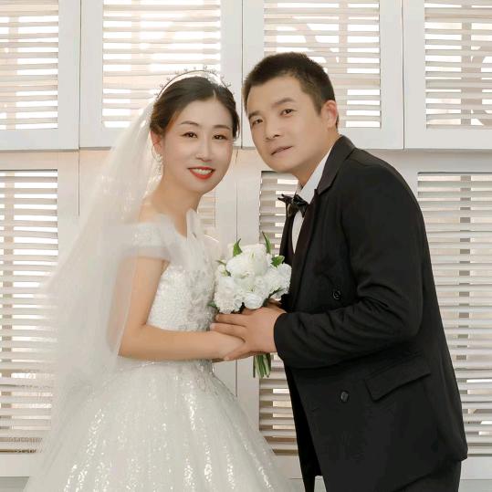 幸福温馨的港弯