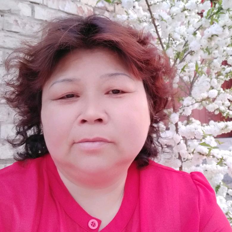 杨玲玲