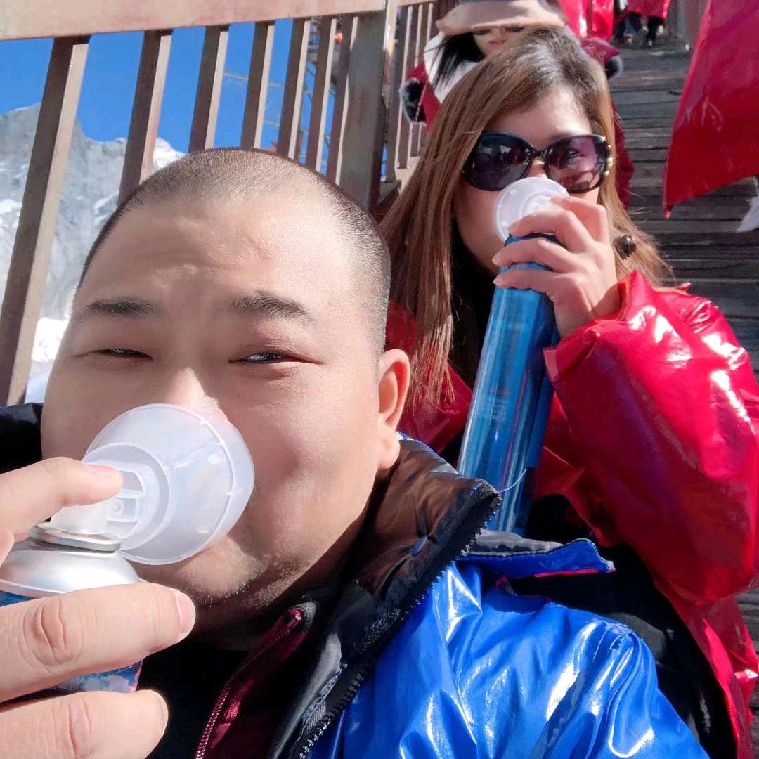 励志胖哥（自建欧式别墅）