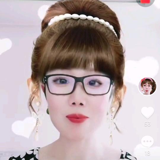 月，月，