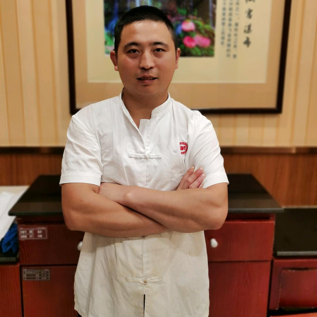 栾川老洛阳面 馆任振东