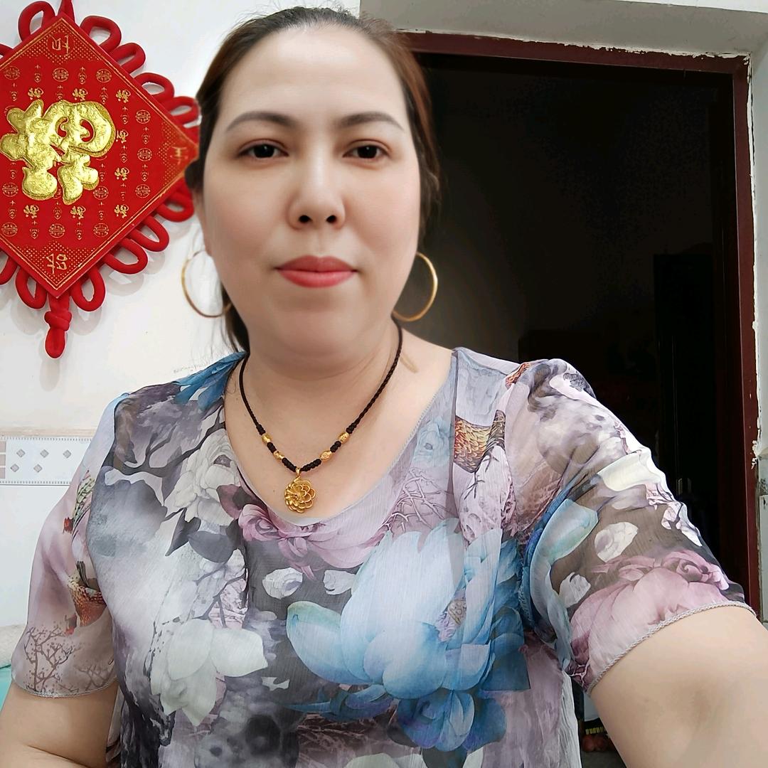 明兰橙子水果巴士
