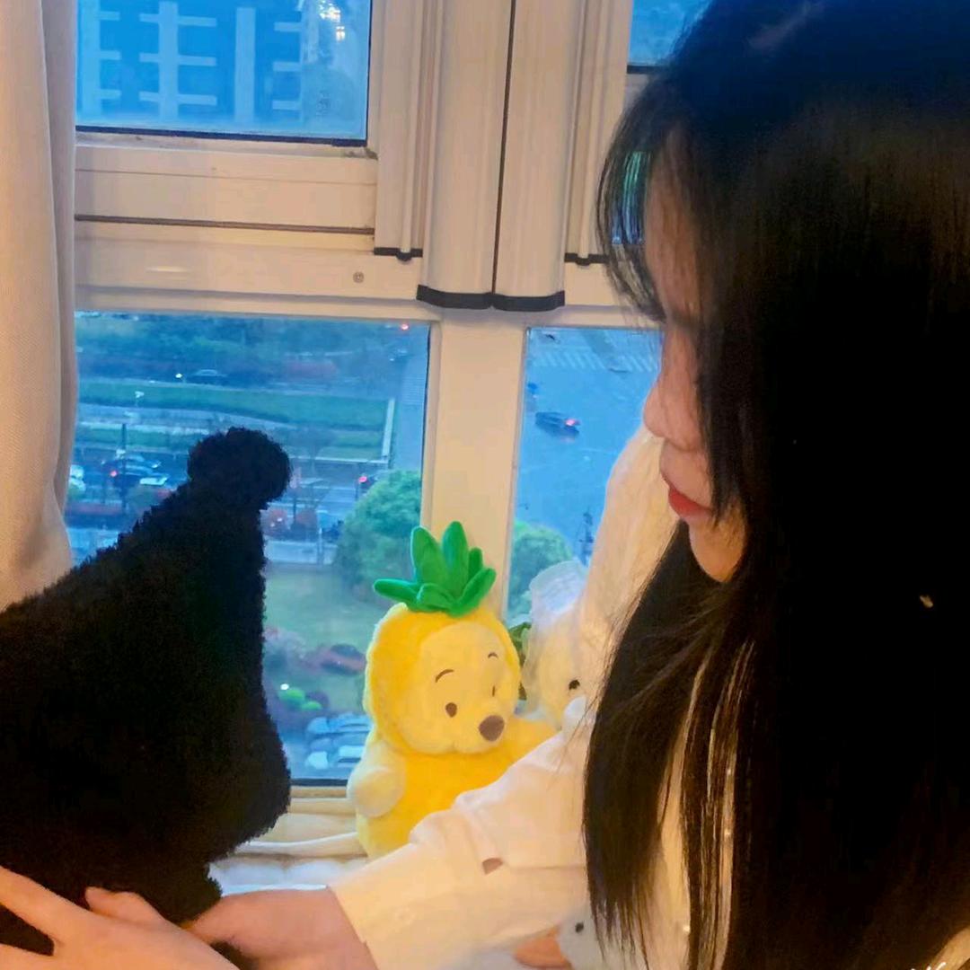 小芳爱吃糖