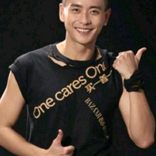 一往情深。