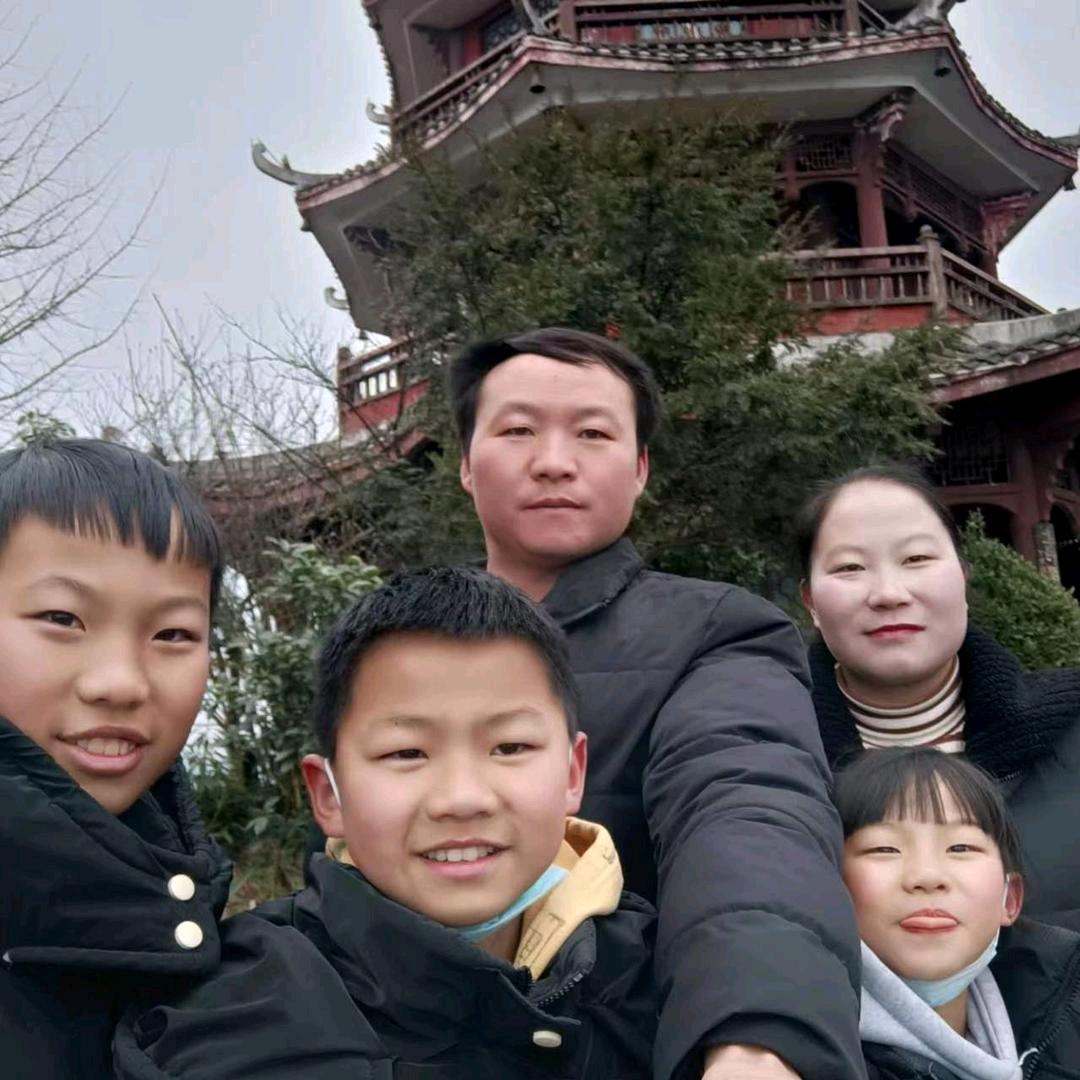 朱家英