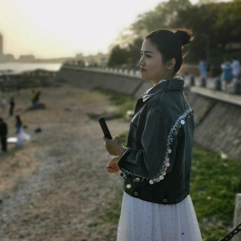设计师周佳慧
