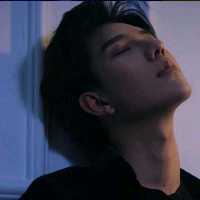 那年相见成为怀念