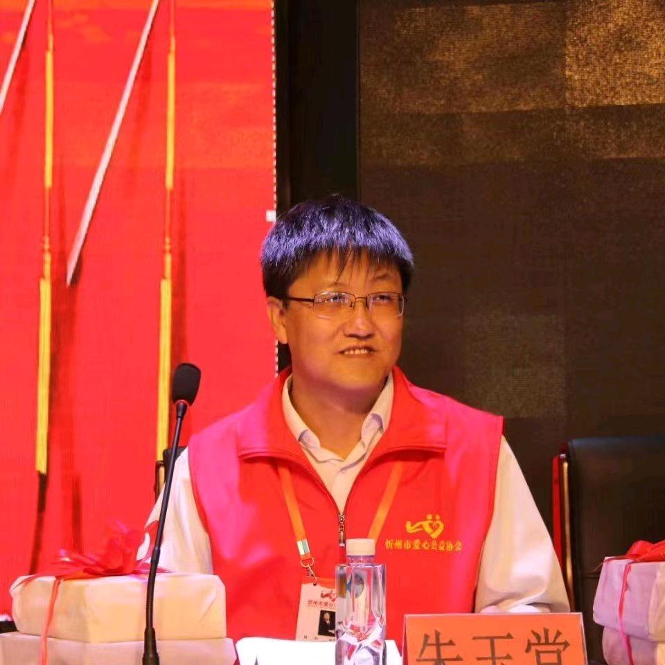 寻亲志愿者朱玉堂