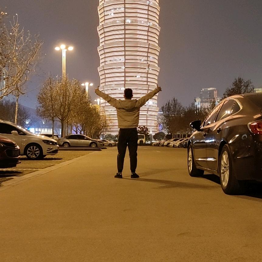 张万辉