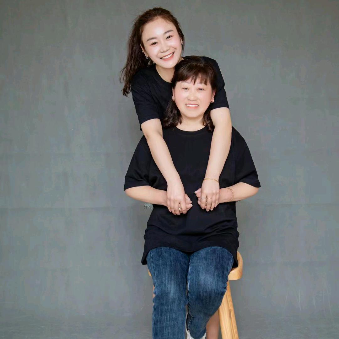 吴圩妈妈装