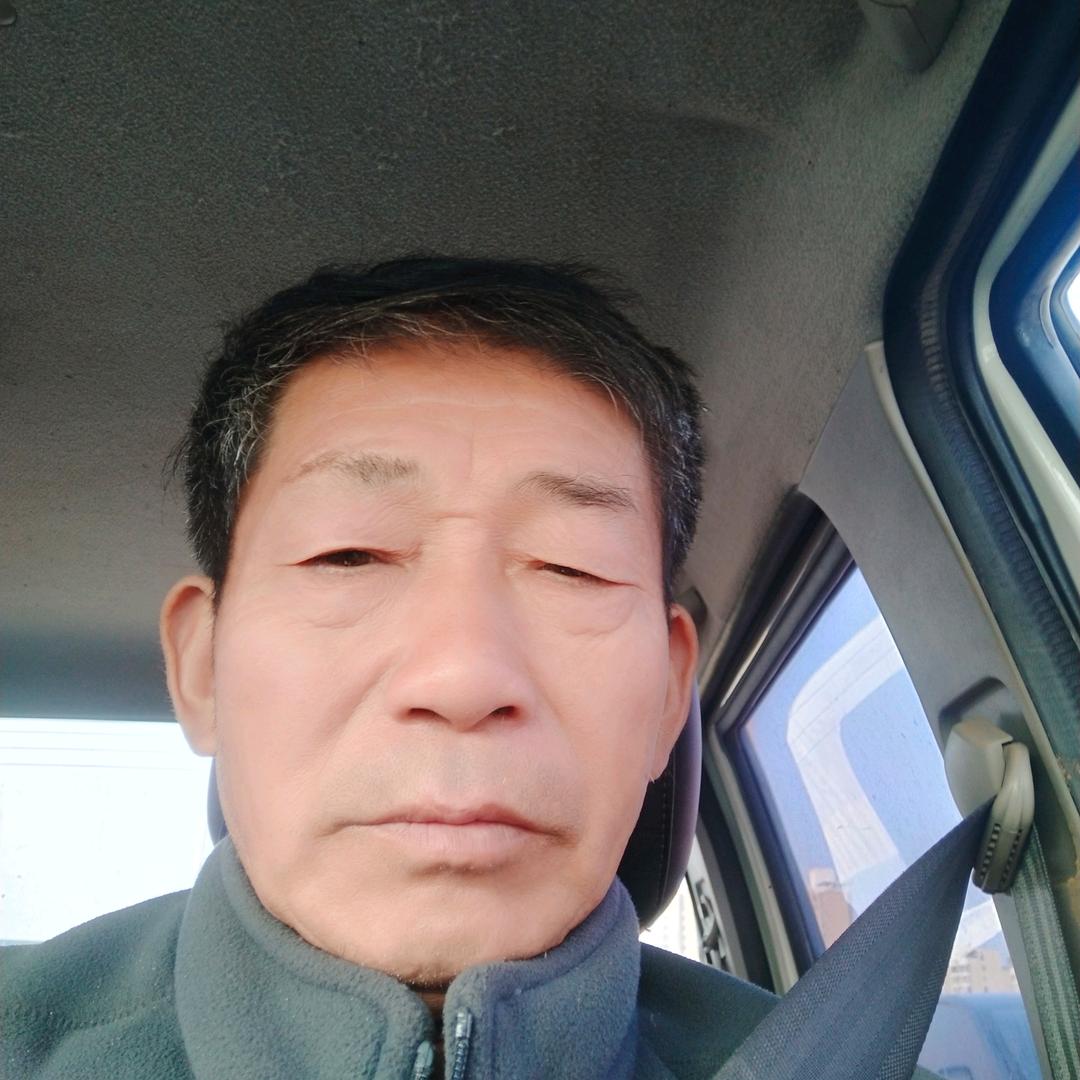 马军亭