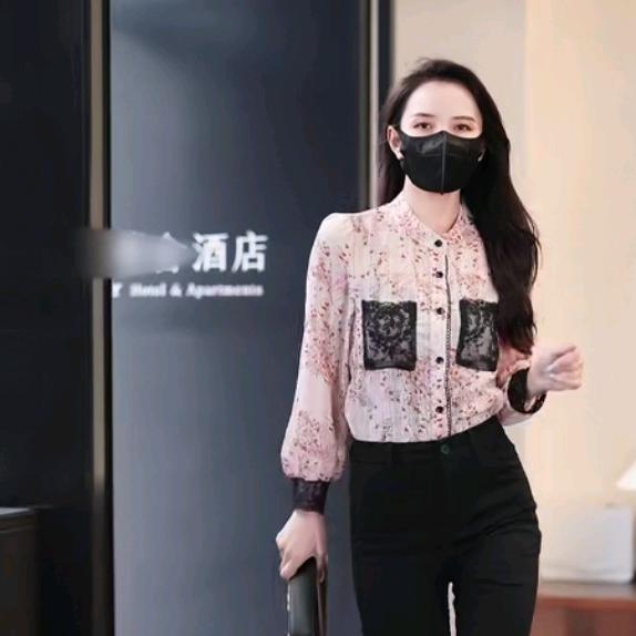芸依尚服饰