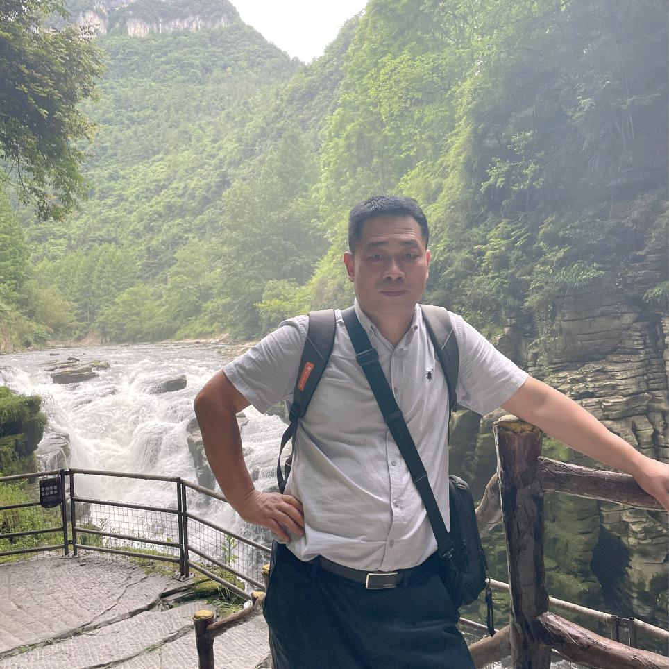 山水组合  助理