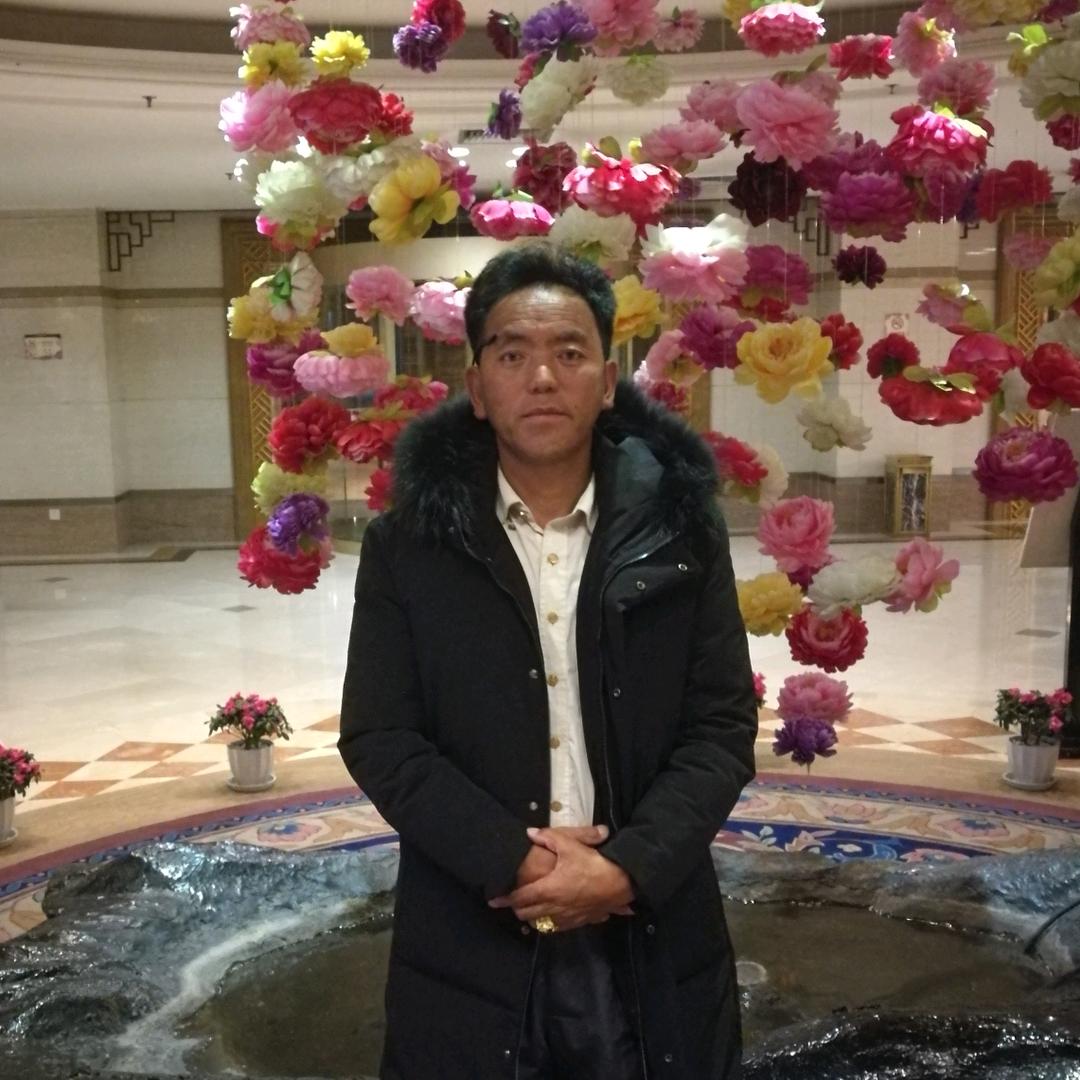 （我 爱 中 国）