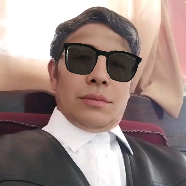 陈哥   ，