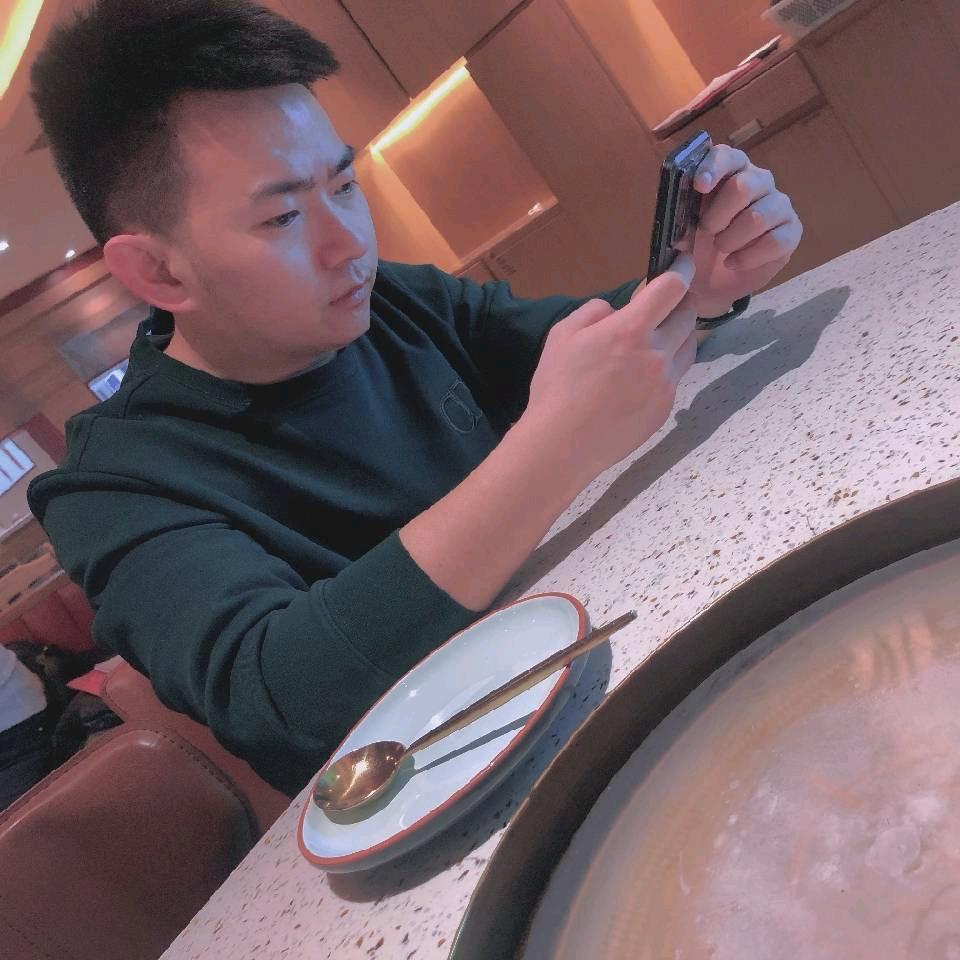 宦嵘峰