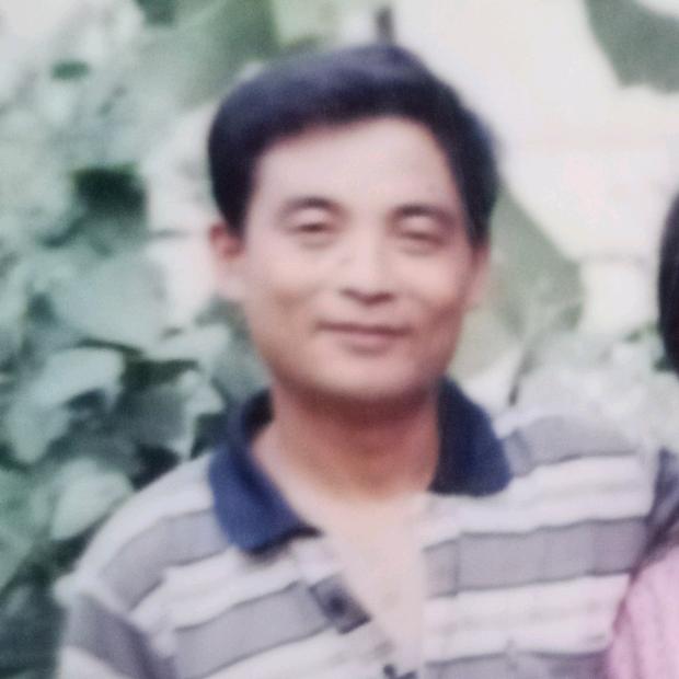 六个宝贝的爷爷