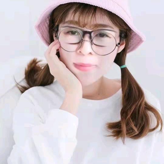 花束子—爱好跳舞唱歌！