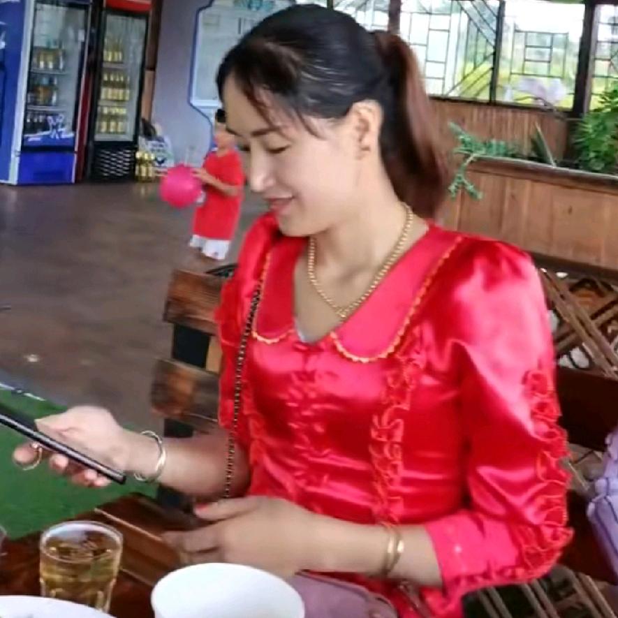 亮莎